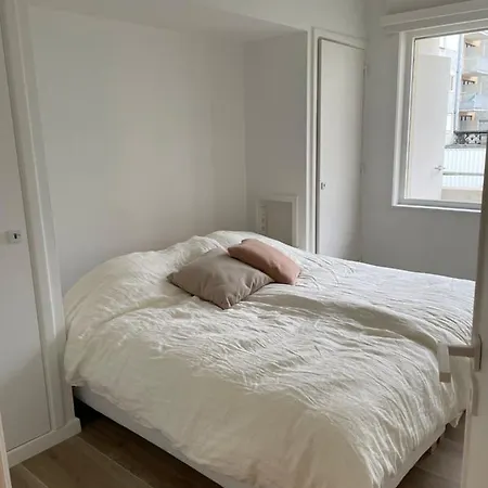 Sunny Seaview アパート *